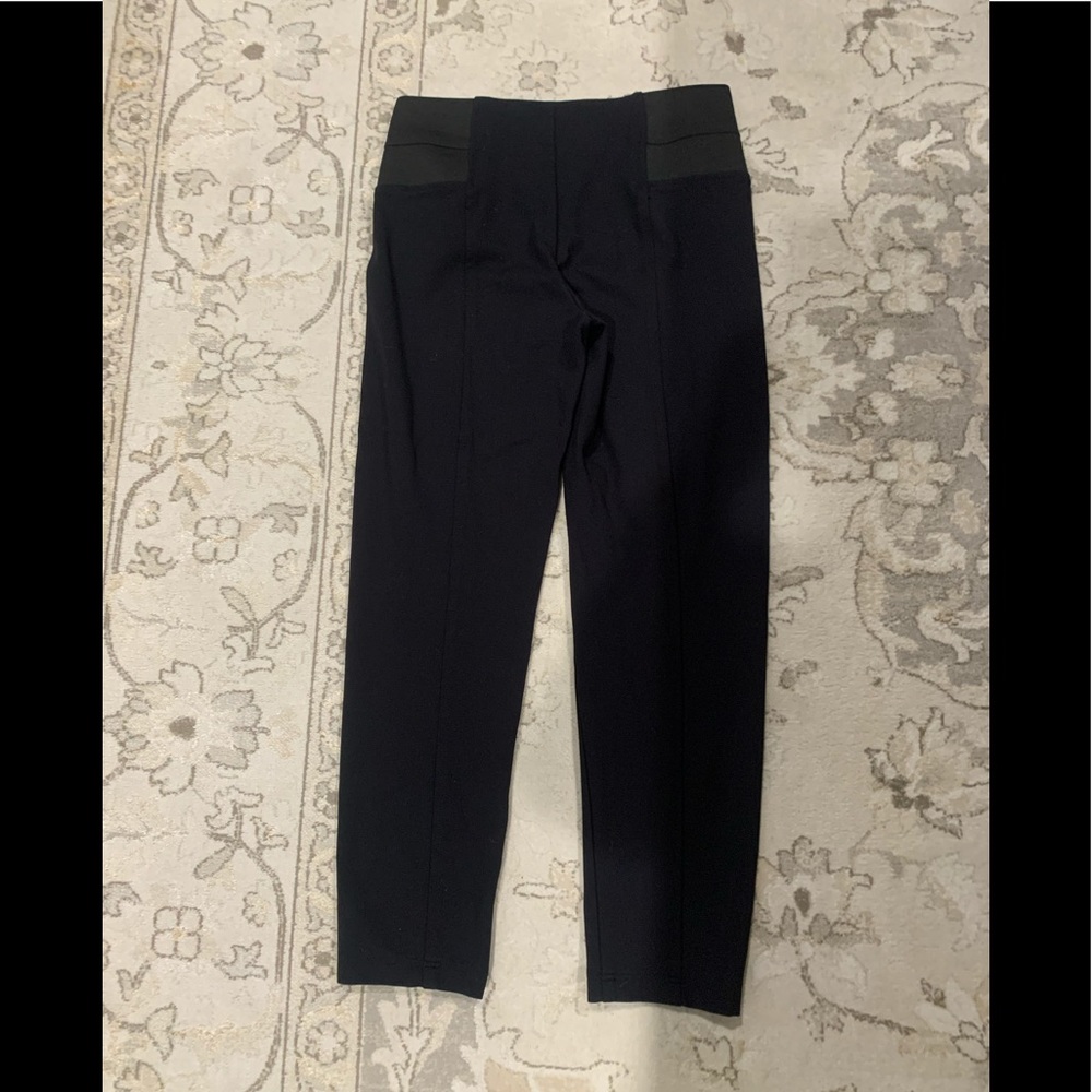 Frank Lyman black pants size 4. Great condition. Non smoking home